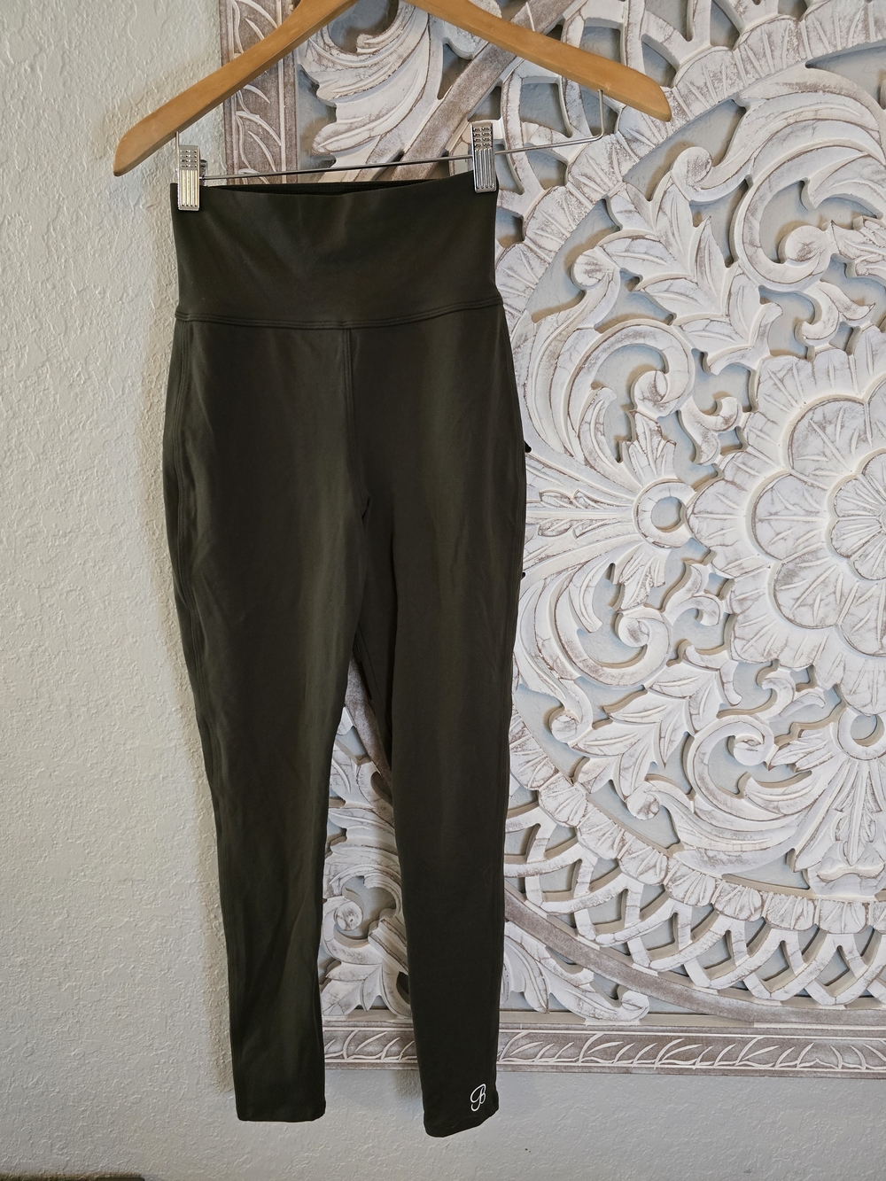 Bombshell Sportswear Olive High-Waist Leggings